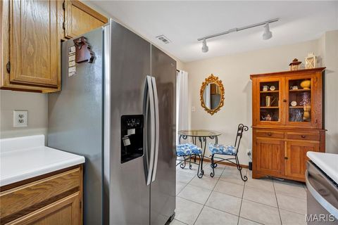 Tiny photo for 16530 Victoria Crossing Drive #I, Wildwood, MO 63040 (MLS # 25064278)