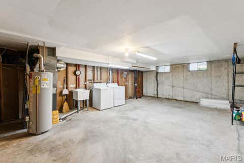 Tiny photo for 624 Candleberry Court #B, Kirkwood, MO 63122 (MLS # 26051473)