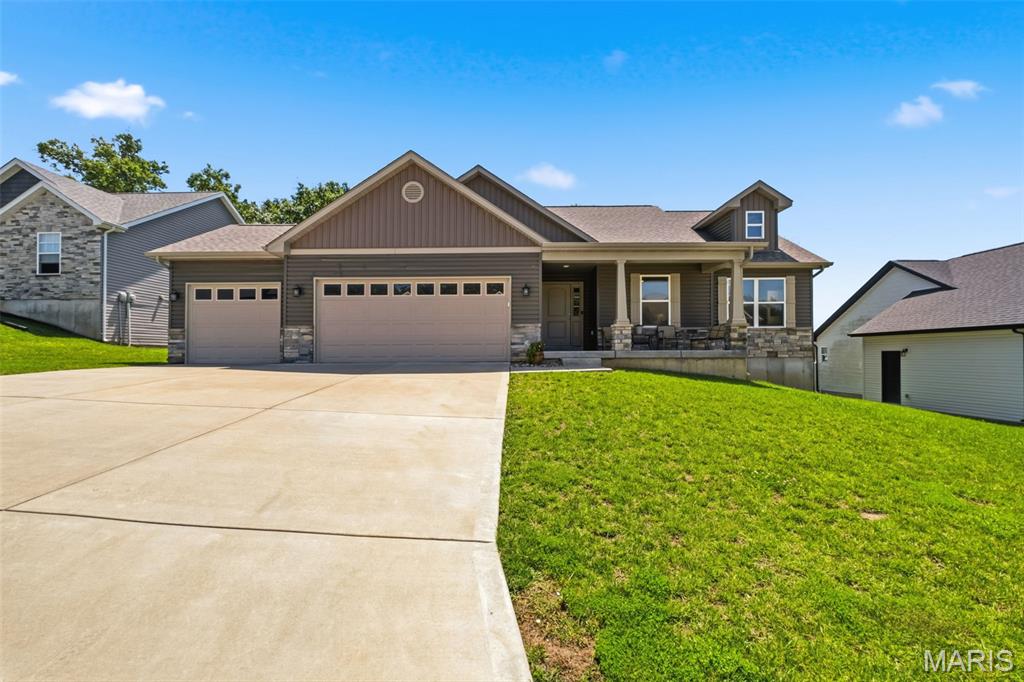 512 Hickory Knoll Drive