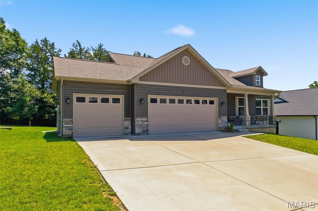512 Hickory Knoll Drive