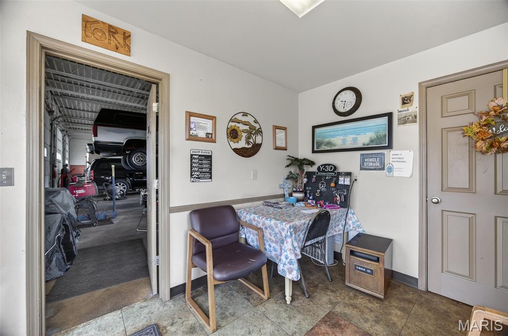 Woodlawn Block - Commercial Sale