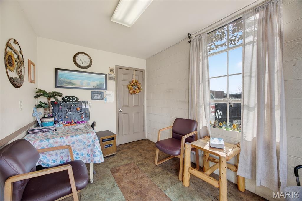 Woodlawn Block - Commercial Sale