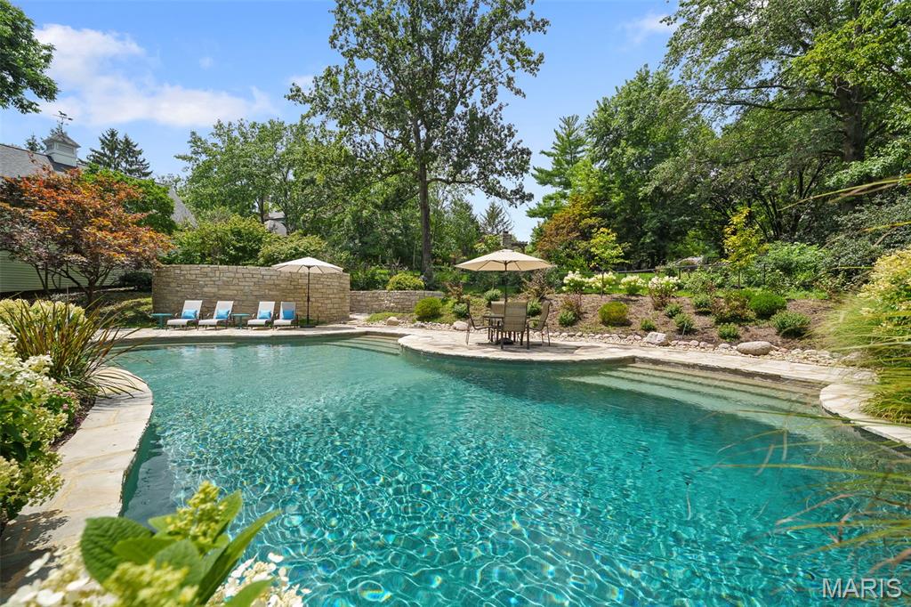 10407 White Bridge Lane