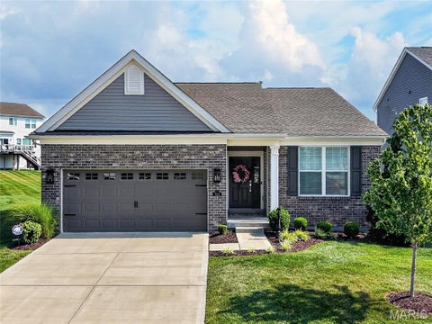 Photo of 933 Sugar Pear Street, St Charles, MO 63301 (MLS # 26045189)