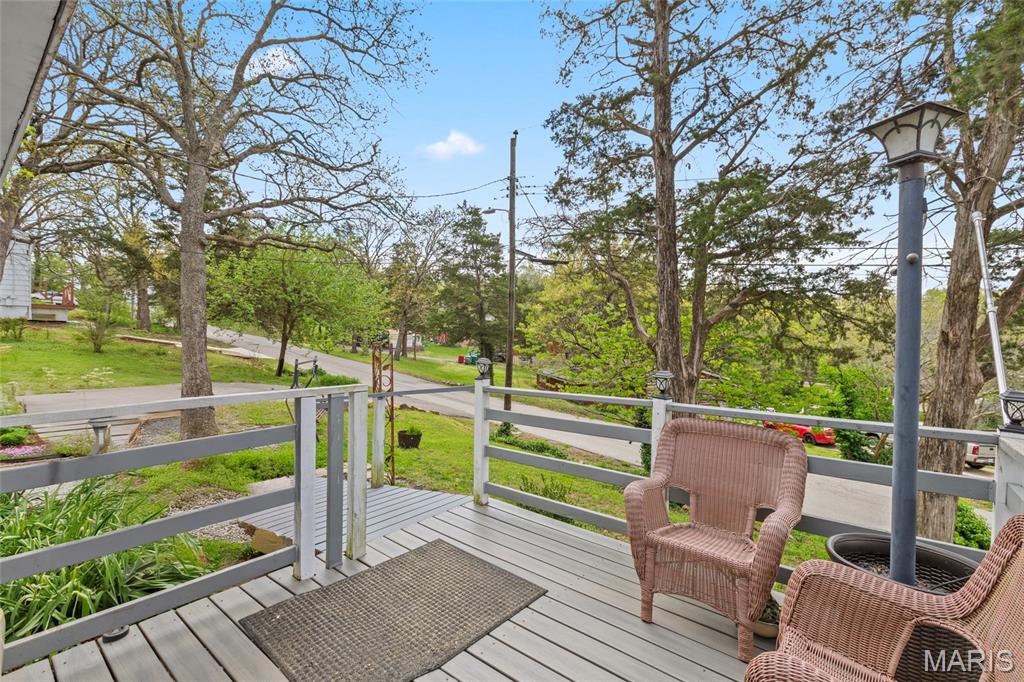 Lake Adelle 01 - Residential