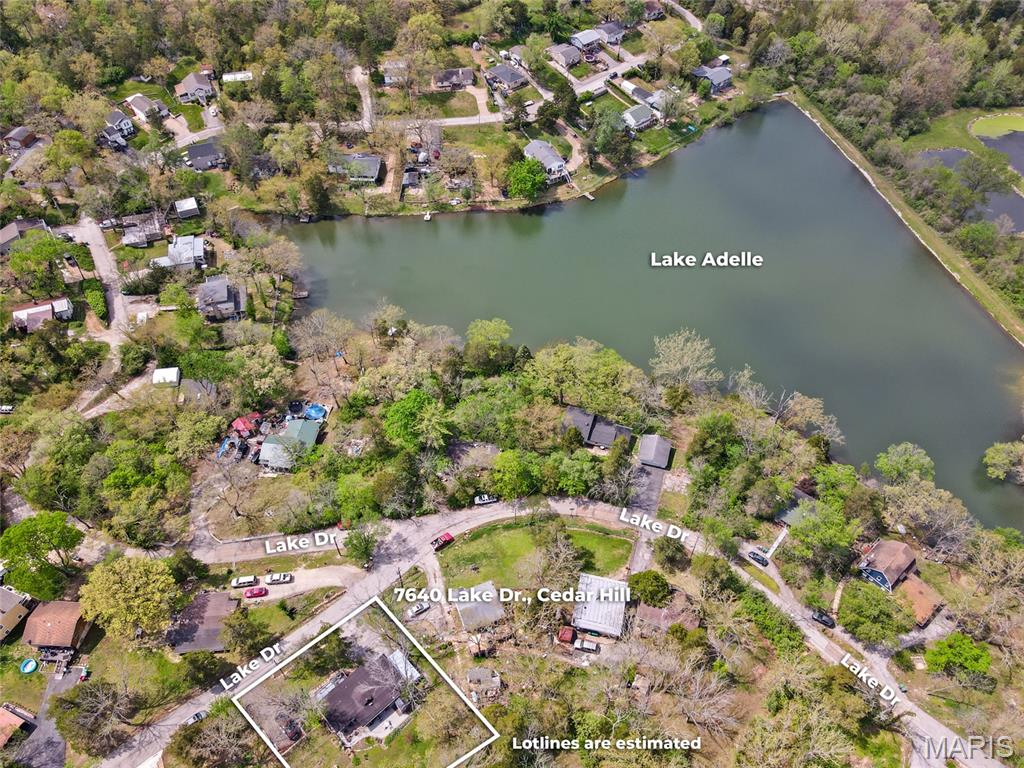 Lake Adelle 01 - Residential