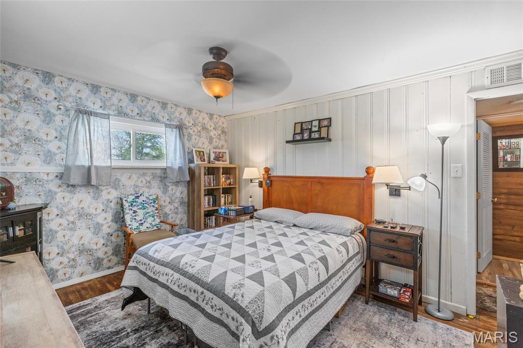 Lake Adelle 01 - Residential