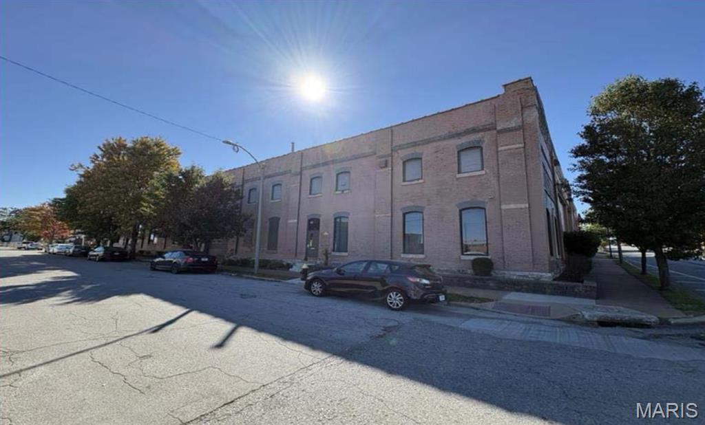 1100 S Jefferson Avenue