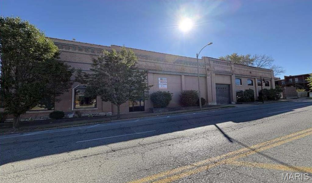 1100 S Jefferson Avenue