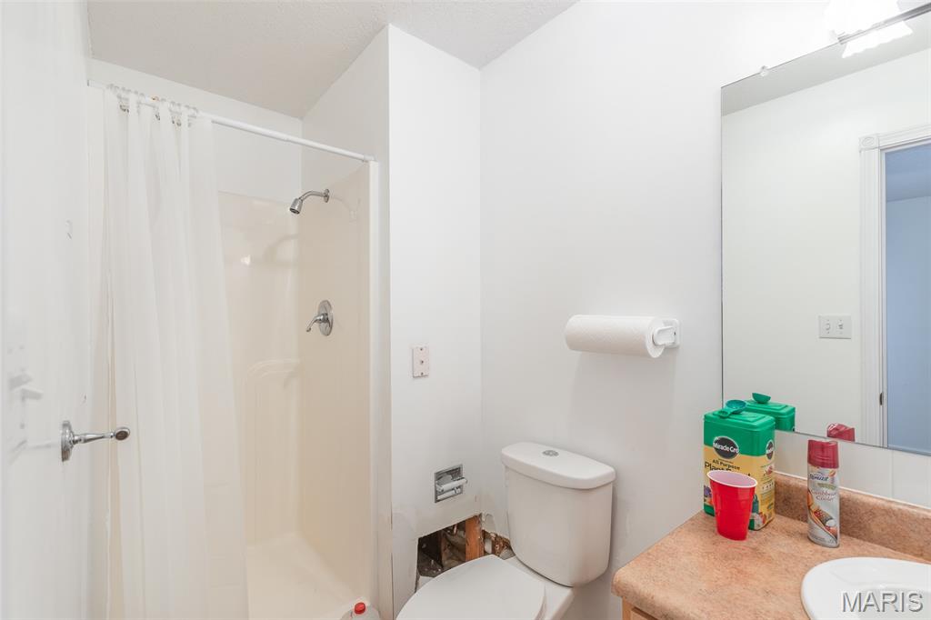 HOLLY ESTATES - Residential