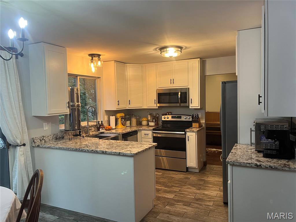 4606 Hickory Ridge View Court