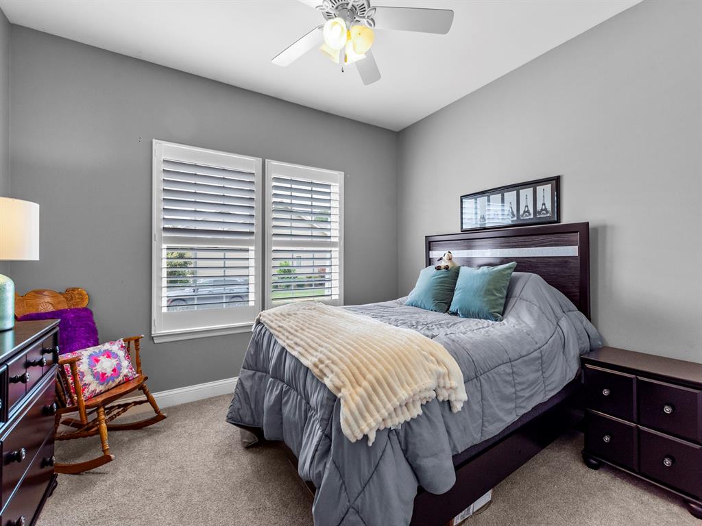 St Peters, Missouri 63366, United States, 4 Bedrooms Bedrooms, ,3 BathroomsBathrooms,Residential,Pending,131624