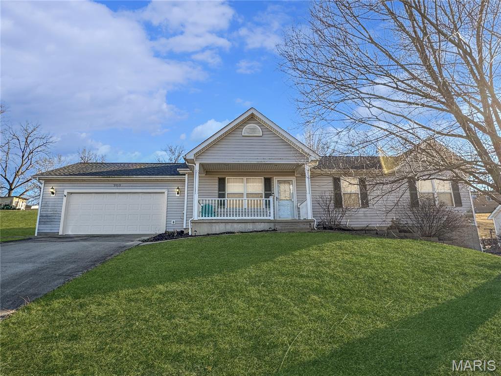 202 Macarthur Street