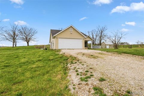 Tiny photo for 655 Highway Jj, Elsberry, MO 63343 (MLS # 26017485)