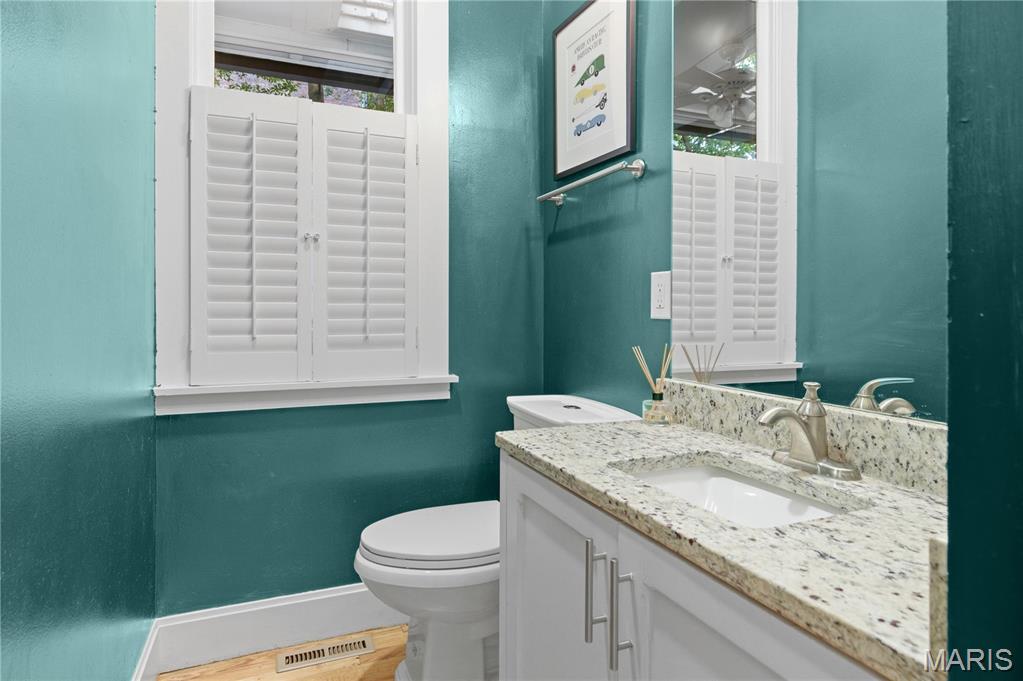 Lafayette Square - Benton Place - Residential