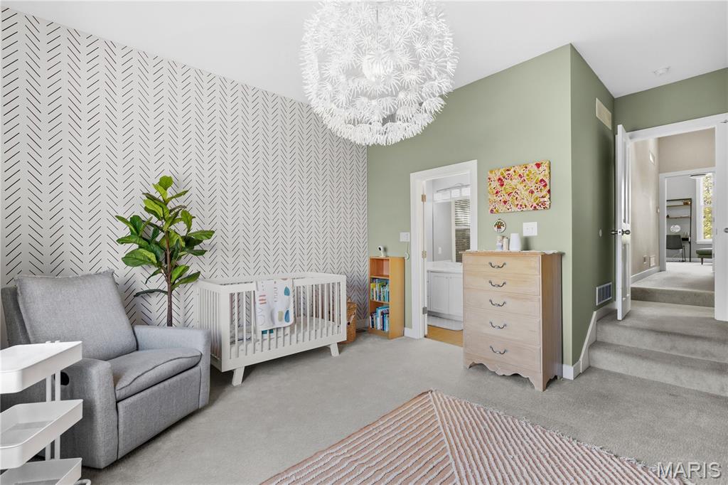 Lafayette Square - Benton Place - Residential