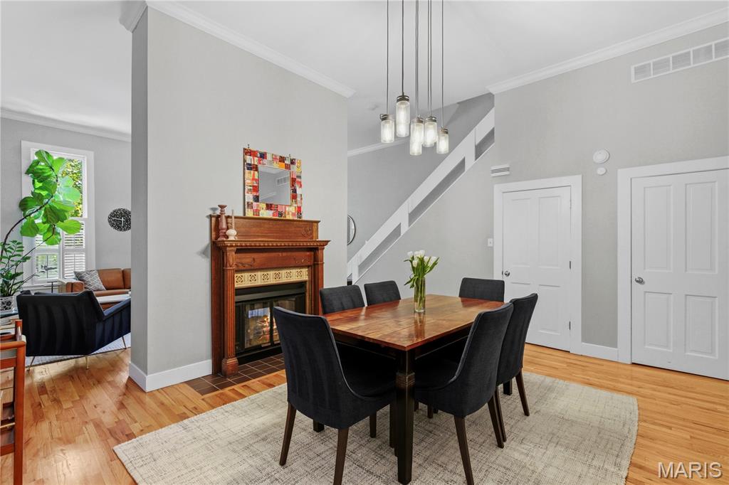 Lafayette Square - Benton Place - Residential