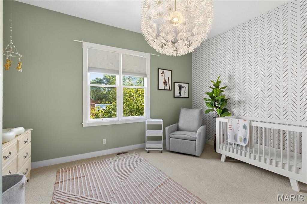 Lafayette Square - Benton Place - Residential