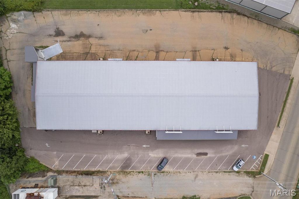 n/a - Commercial Sale