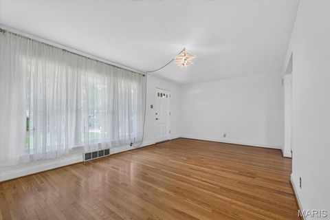 Tiny photo for 7017 Deerpath Drive, Unincorporated, MO 63123 (MLS # 26045163)