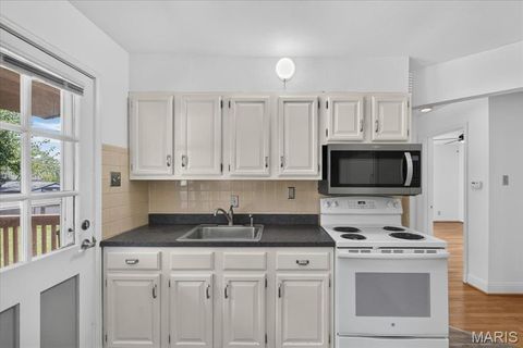 Tiny photo for 7017 Deerpath Drive, Unincorporated, MO 63123 (MLS # 26045163)