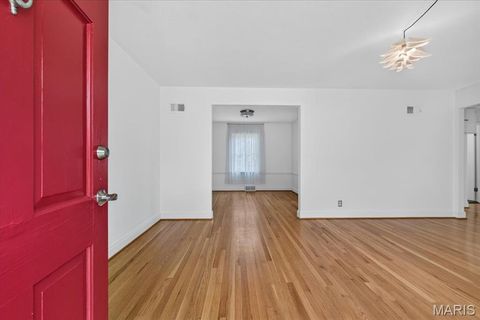 Tiny photo for 7017 Deerpath Drive, Unincorporated, MO 63123 (MLS # 26045163)