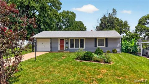 Tiny photo for 7017 Deerpath Drive, Unincorporated, MO 63123 (MLS # 26045163)