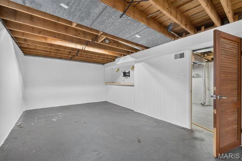 Tiny photo for 7017 Deerpath Drive, Unincorporated, MO 63123 (MLS # 26045163)