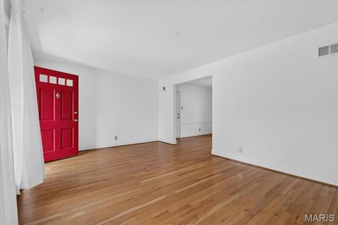 Tiny photo for 7017 Deerpath Drive, Unincorporated, MO 63123 (MLS # 26045163)