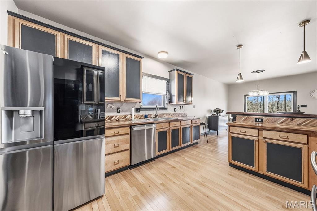 Montecito Village E - Residential