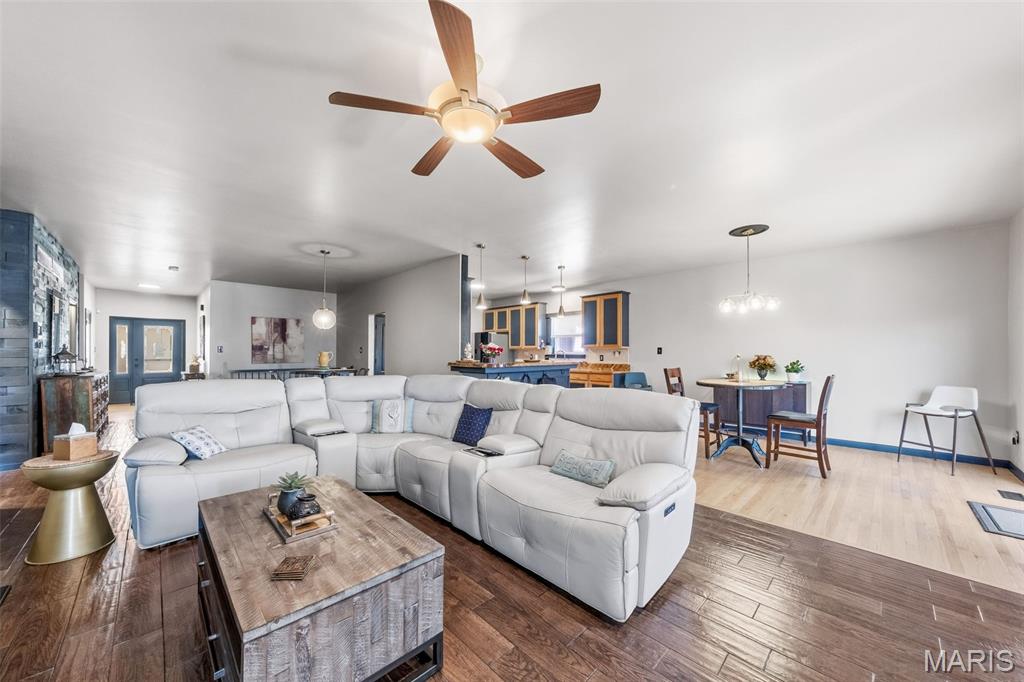 Montecito Village E - Residential