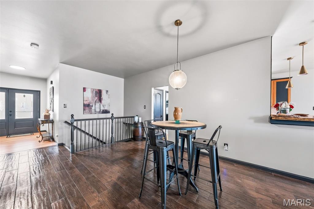 Montecito Village E - Residential