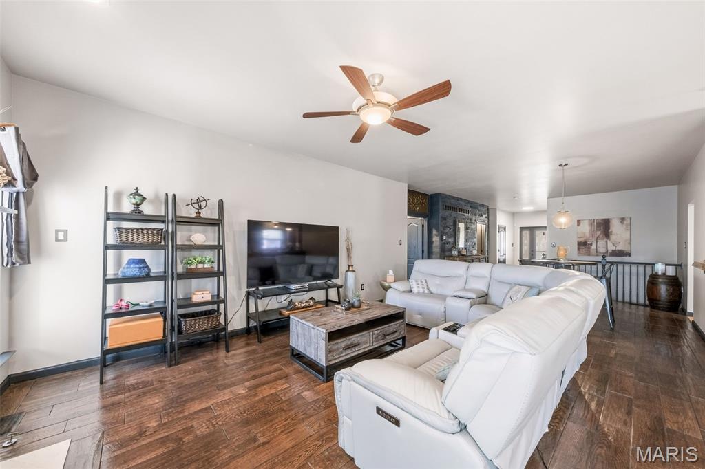 Montecito Village E - Residential