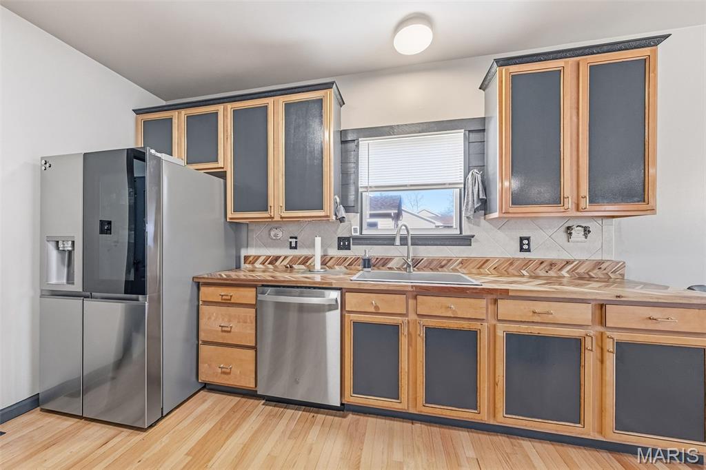 Montecito Village E - Residential