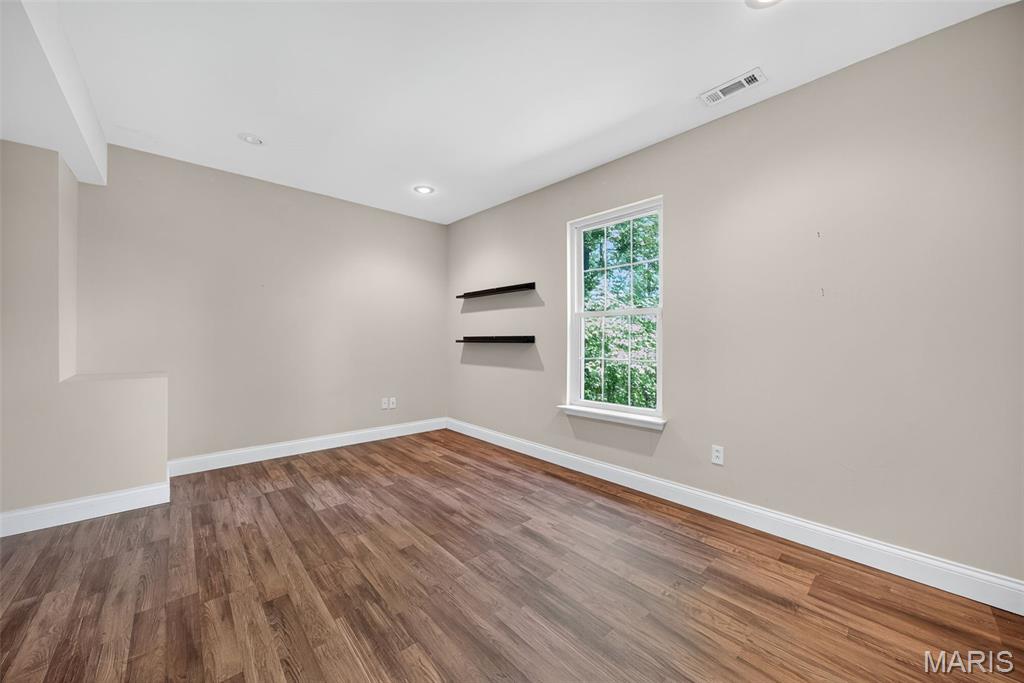 Defiance, Missouri 63341, United States, 5 Bedrooms Bedrooms, ,4 BathroomsBathrooms,Residential,Coming Soon,160290