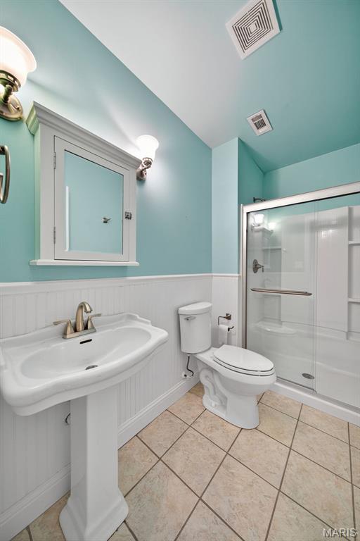 Defiance, Missouri 63341, United States, 5 Bedrooms Bedrooms, ,4 BathroomsBathrooms,Residential,Coming Soon,160290