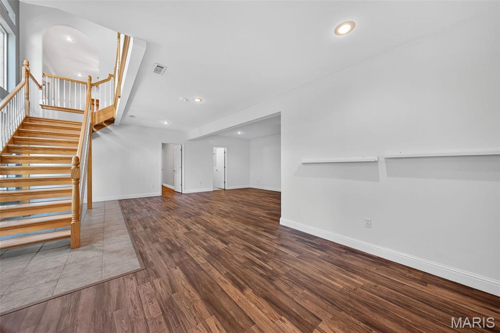 Defiance, Missouri 63341, United States, 5 Bedrooms Bedrooms, ,4 BathroomsBathrooms,Residential,Coming Soon,160290