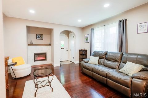 Tiny photo for 1830 Oconnell Avenue, St Louis, MO 63114 (MLS # 26036652)