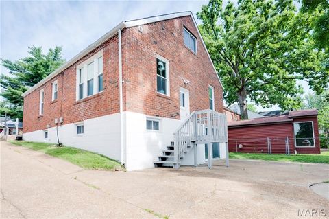 Tiny photo for 1830 Oconnell Avenue, St Louis, MO 63114 (MLS # 26036652)