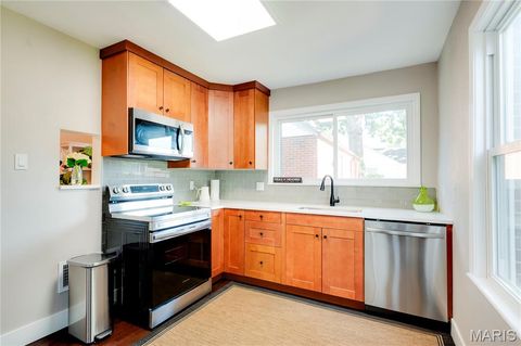 Tiny photo for 1830 Oconnell Avenue, St Louis, MO 63114 (MLS # 26036652)