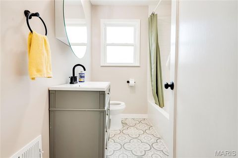 Tiny photo for 1830 Oconnell Avenue, St Louis, MO 63114 (MLS # 26036652)