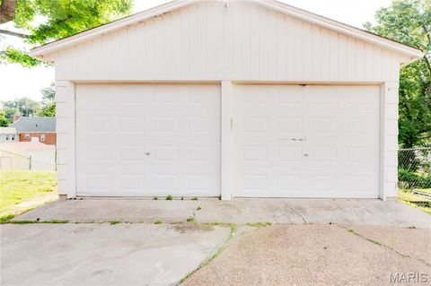 Tiny photo for 1830 Oconnell Avenue, St Louis, MO 63114 (MLS # 26036652)