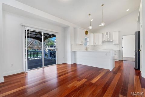 Tiny photo for 489 Westglen Village Drive, Ballwin, MO 63021 (MLS # 25072956)