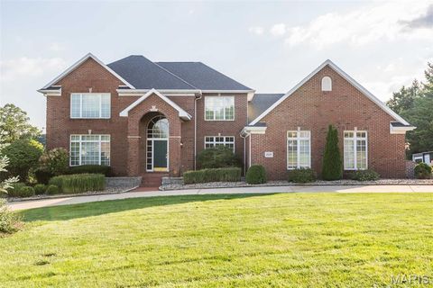 Photo of 3525 Gettysburg Place, Jefferson City, MO 65109 (MLS # 26046119)