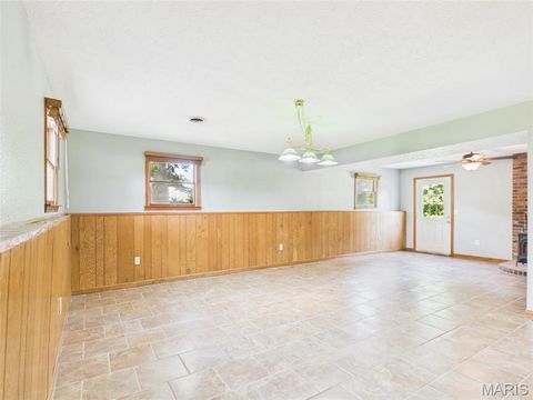 Tiny photo for 107 Vaughan Avenue, St Robert, MO 65584 (MLS # 26030625)