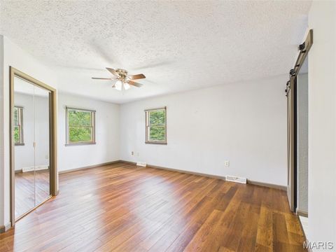 Tiny photo for 107 Vaughan Avenue, St Robert, MO 65584 (MLS # 26030625)