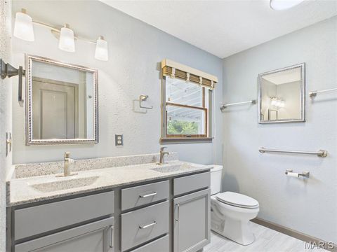 Tiny photo for 107 Vaughan Avenue, St Robert, MO 65584 (MLS # 26030625)