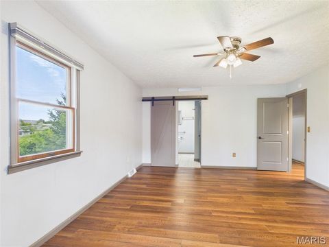 Tiny photo for 107 Vaughan Avenue, St Robert, MO 65584 (MLS # 26030625)