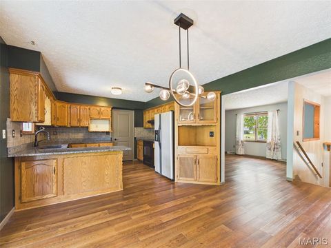 Tiny photo for 107 Vaughan Avenue, St Robert, MO 65584 (MLS # 26030625)