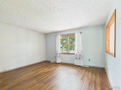 Tiny photo for 107 Vaughan Avenue, St Robert, MO 65584 (MLS # 26030625)